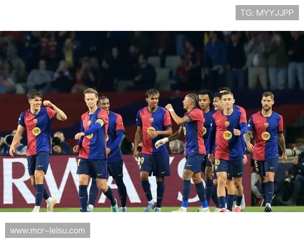 巴萨新诺坎普首战告捷，莱万穿裆爆射先声夺人